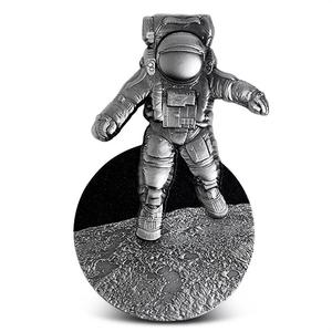 Chad / Silver Two Ounces 2022 Astronaut on the Moon - reverse photo