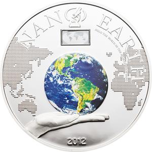 Cook Islands / Ten Dollars Silver 2012 Nano Earth - The World in Your Hand - reverse photo