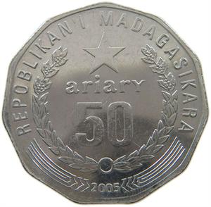 Madagascar / Fifty Ariary 2005 - reverse photo