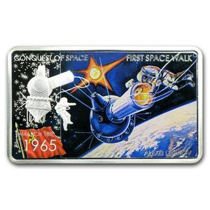 Niue / Silver Ounce 2011 First Space Walk - reverse photo