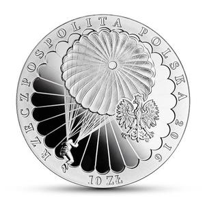 Poland / Ten Zloty 2016 Paratroopers - obverse photo