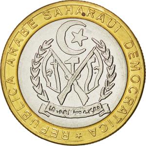 Sahrawi Arab Democratic Republic / Five Hundred Pesetas 2004 Foxes - obverse photo