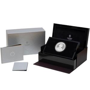 United Kingdom / Silver Kilo 2012 Queen's Diamond Jubilee - obverse photo