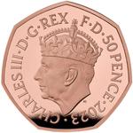 United Kingdom / Fifty Pence 2023 King Charles III Coronation, Crowned Portrait / Gold Proof FDC - obverse photo